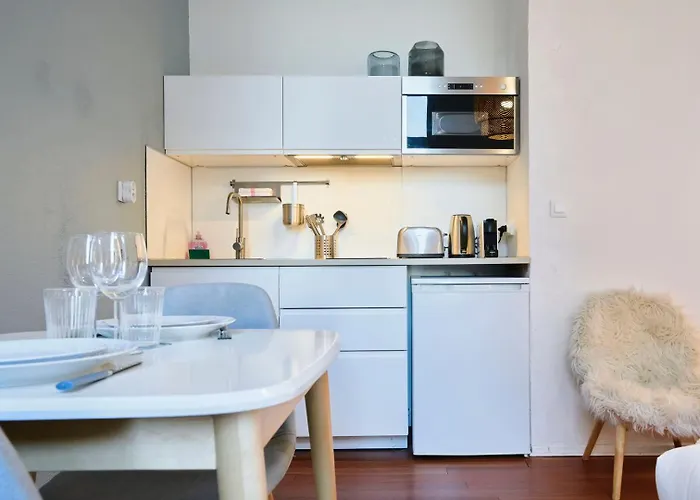 Fully Equipped Near Grand Place Appartamento